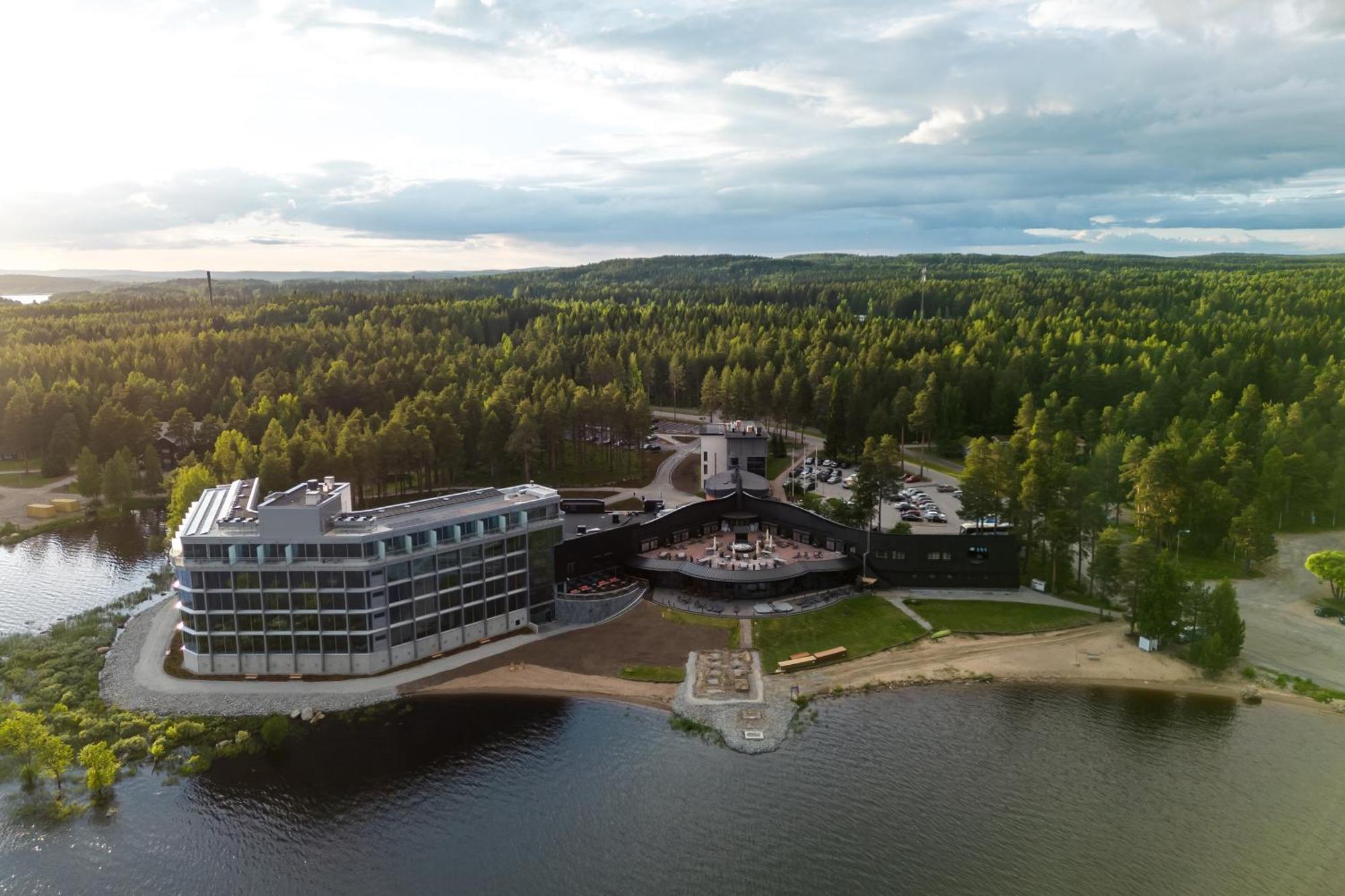 Break Sokos Hotel Bomba Нурмес Экстерьер фото